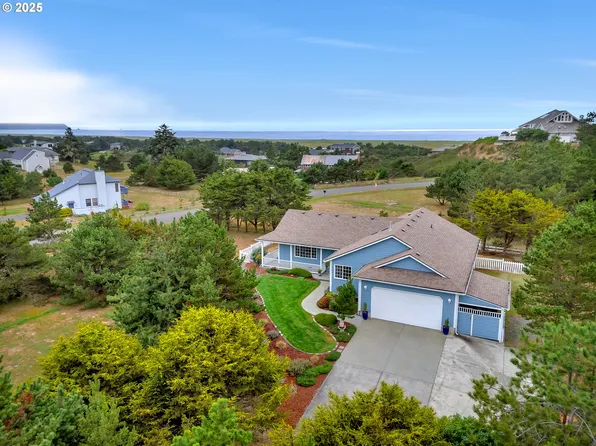 90114 Manion Dr, Warrenton, OR 97146