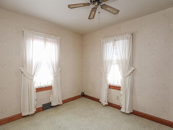5th image of 77 S Edgehill Ave