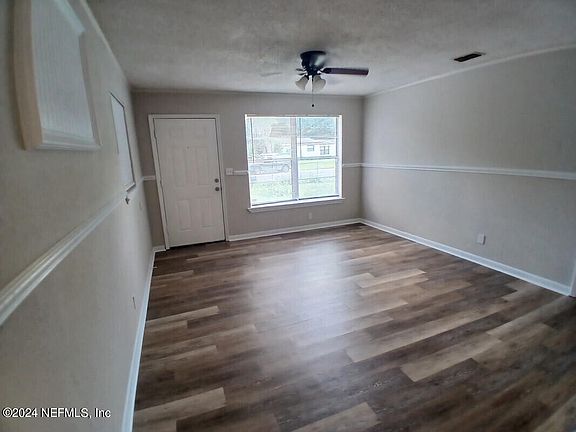 5th image of 4849 DONNYBROOK Avenue