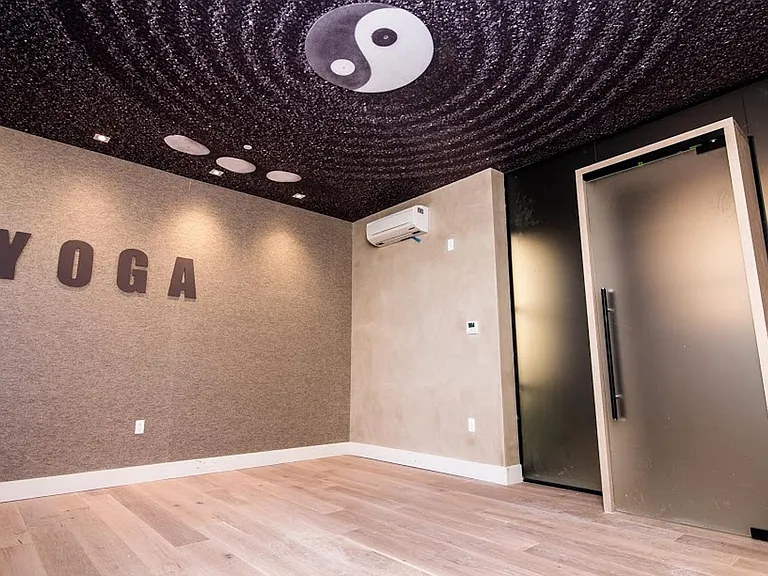 17 Monitor St #5D — Photo 10