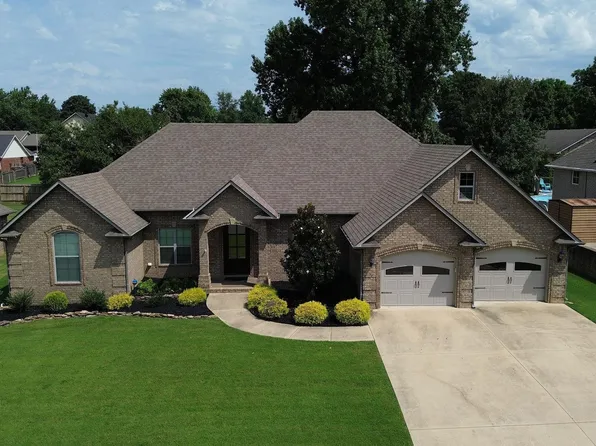 4303 Phillips Dr, Paragould, AR 72450