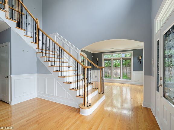 3rd image of 9306 National Ave
