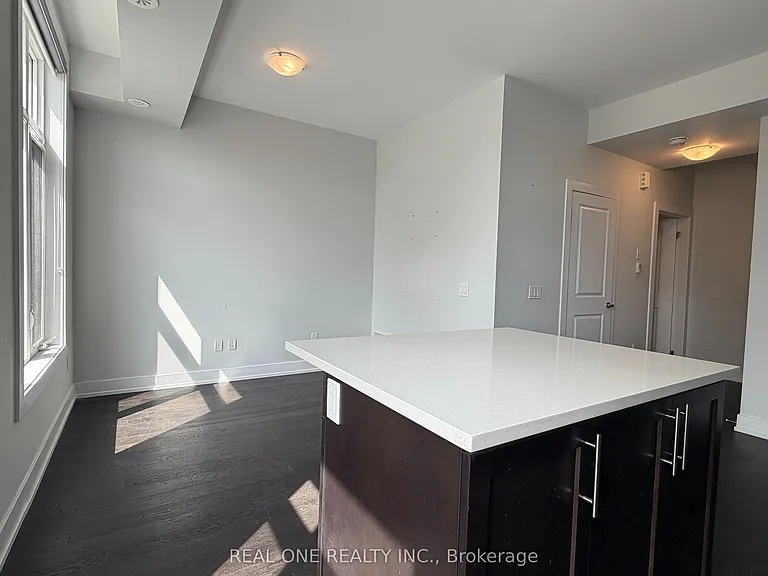 9560 Islington Ave #207 — Photo 5