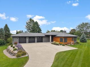 7545 Tumbledown Trl, Verona, WI 53593