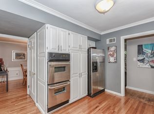 91 Frederick Ln, Saint Louis, MO 63122