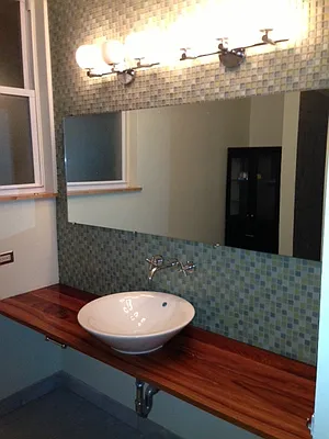 Rented by Ozymandius Realty | media 7