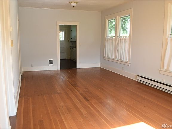 5th image of 1519 N Stevens St