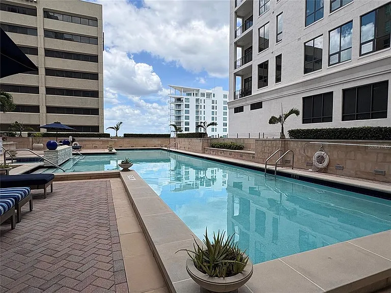 1350 Main St #302 — Photo 21