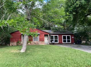 9206 Faircroft Dr, Houston, TX 77033