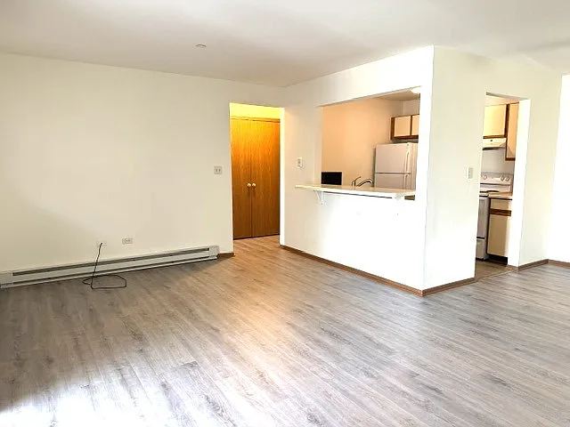 1303 Cunat Ct #1C — Photo 4