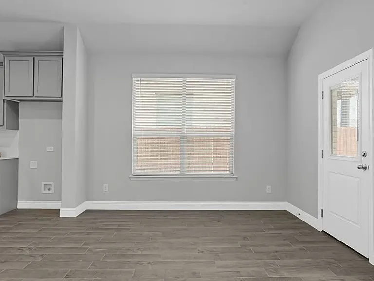 3113 Lionsgate Dr — Photo 8