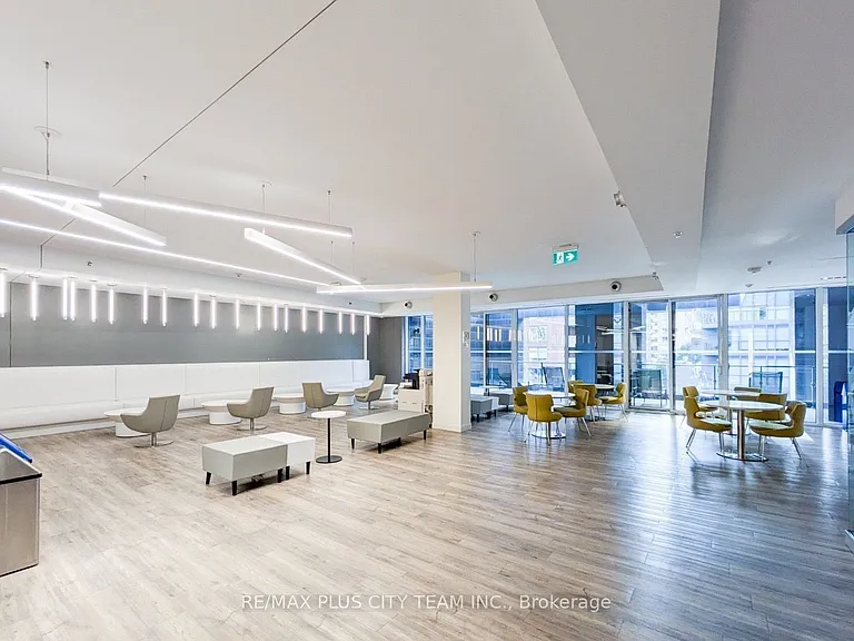 181 Dundas St E #1901 — Photo 21