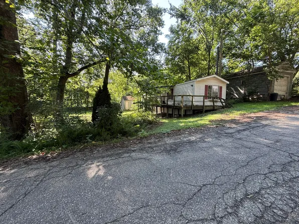 7674 N South Bend Blvd, New Carlisle, IN 46552