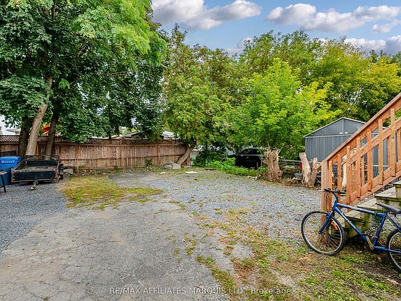 5th image of 95 Lefebvre Ave