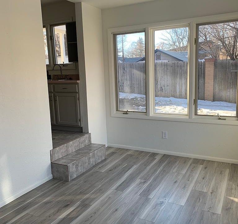 2nd image of 1052 Rear East Ave