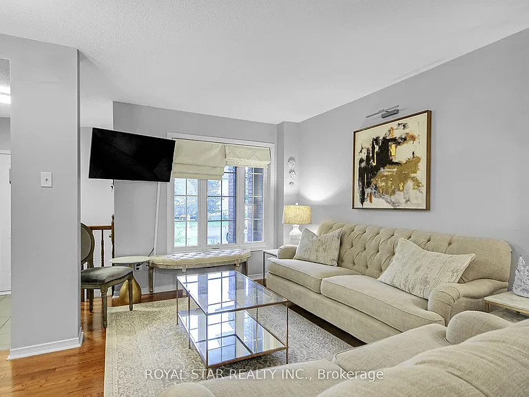 133 Margrave Ave — Photo 10