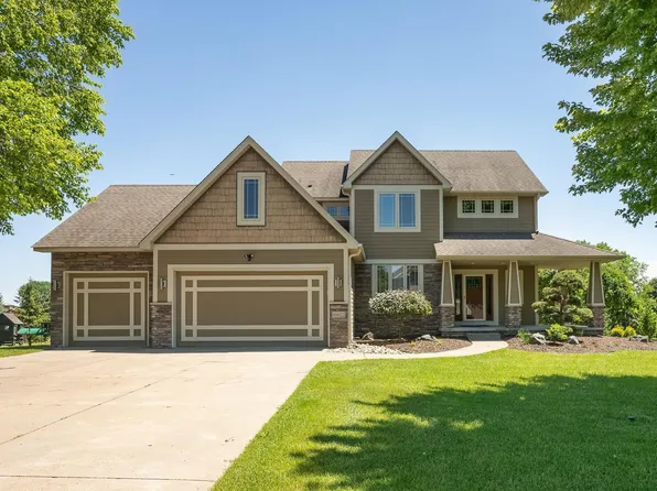 10822 Jersey Cir N, Brooklyn Park, MN 55445