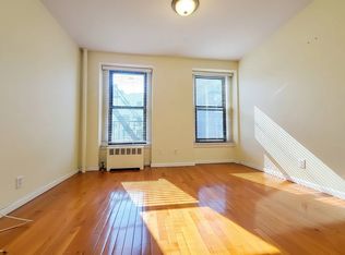 837 Bedford Ave #2B, Brooklyn, NY 11205