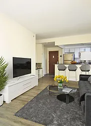 Rented by Ridgewood Capital NYC LLC