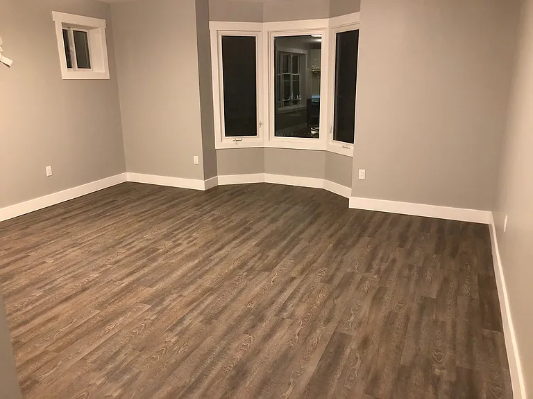 1143 Main St E #1 — Photo 7