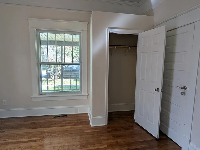 510 S Carolina Ave — Photo 3
