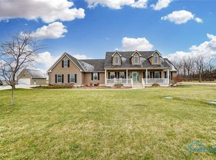 424 S Mitchell Rd, Bowling Green, OH 43402