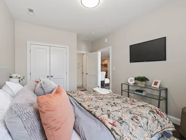 734 South St #3 — Photo 5
