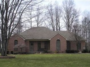 601 Avalon Dr SE, Warren, OH