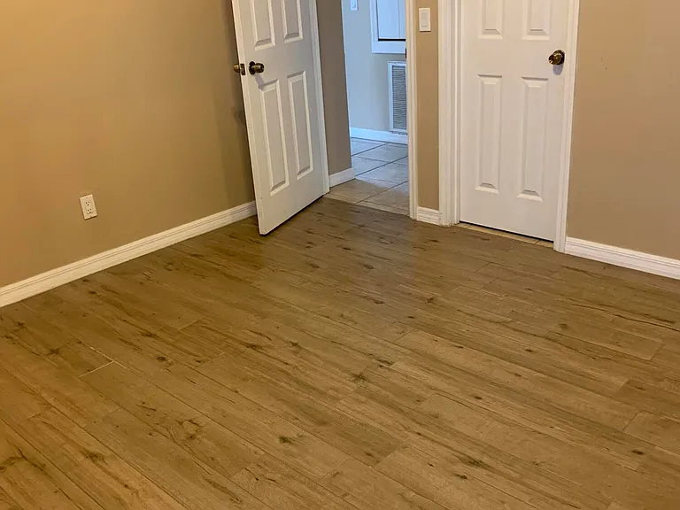 942 Bakewell Ct #202 — Photo 13
