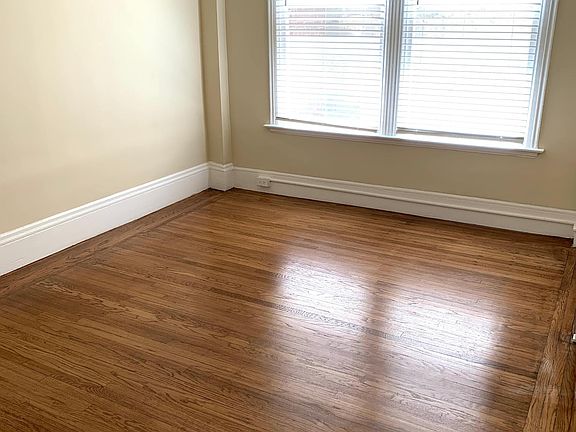 4th image of 639 Bush St APT 31