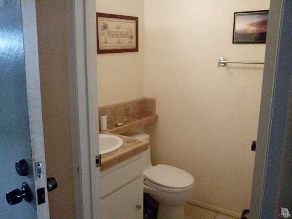 4th image of 9638 Lucerne St