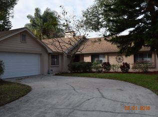 11904 Nicklaus Cir, Tampa, FL 33624