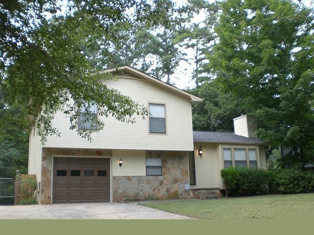 1st image of 563 Mephisto Cir