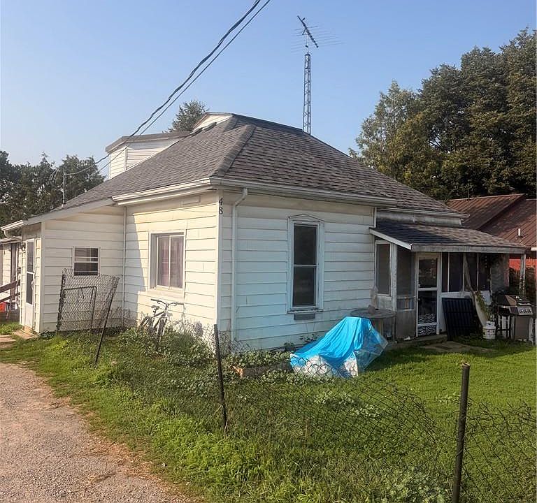 1st image of 48 Sovereen St