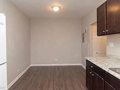 2nd image of 2408 N Kilbourn Ave
