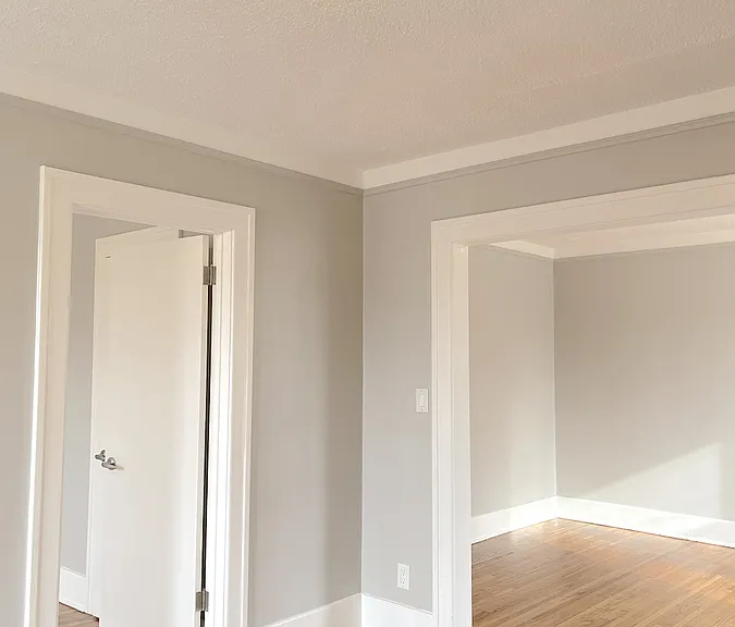 896 Pillette Rd #2 — Photo 18