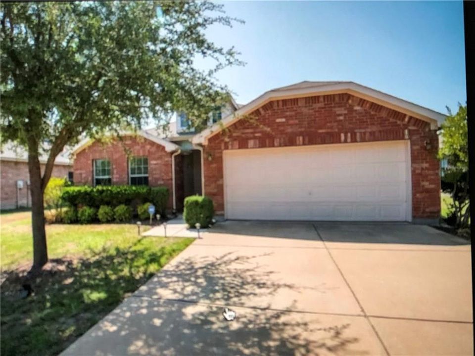 1st image of 3231 Guadaloupe