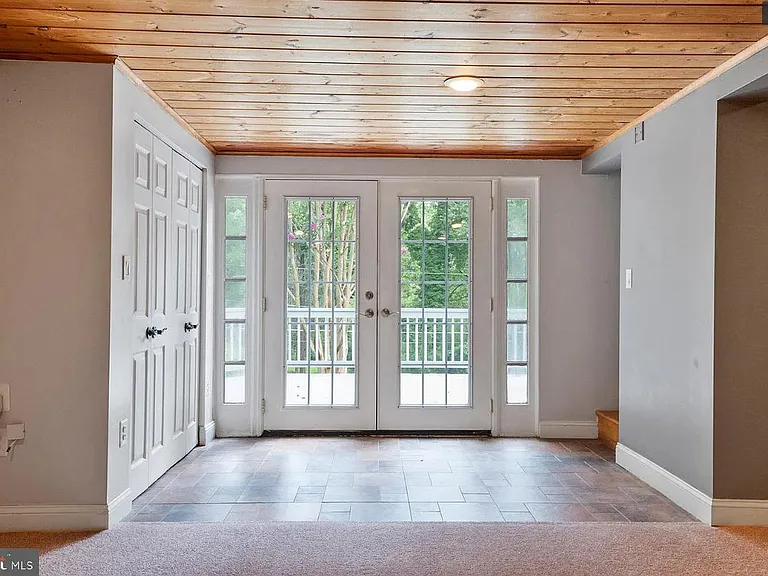 1641 Ritchie Hwy #A — Photo 2