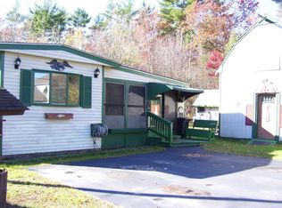 262 Mattapoisett Rd, Acushnet, MA 02743