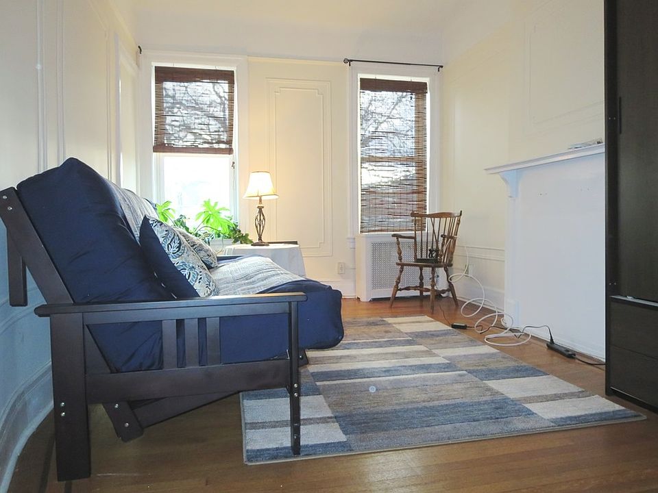 1st image of 92 Windsor Pl #2