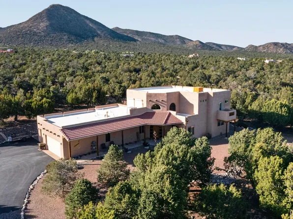 7 Pinon Grande, Edgewood, NM 87015