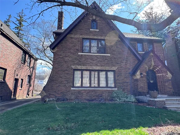 16814 Parkside St, Detroit, MI 48221