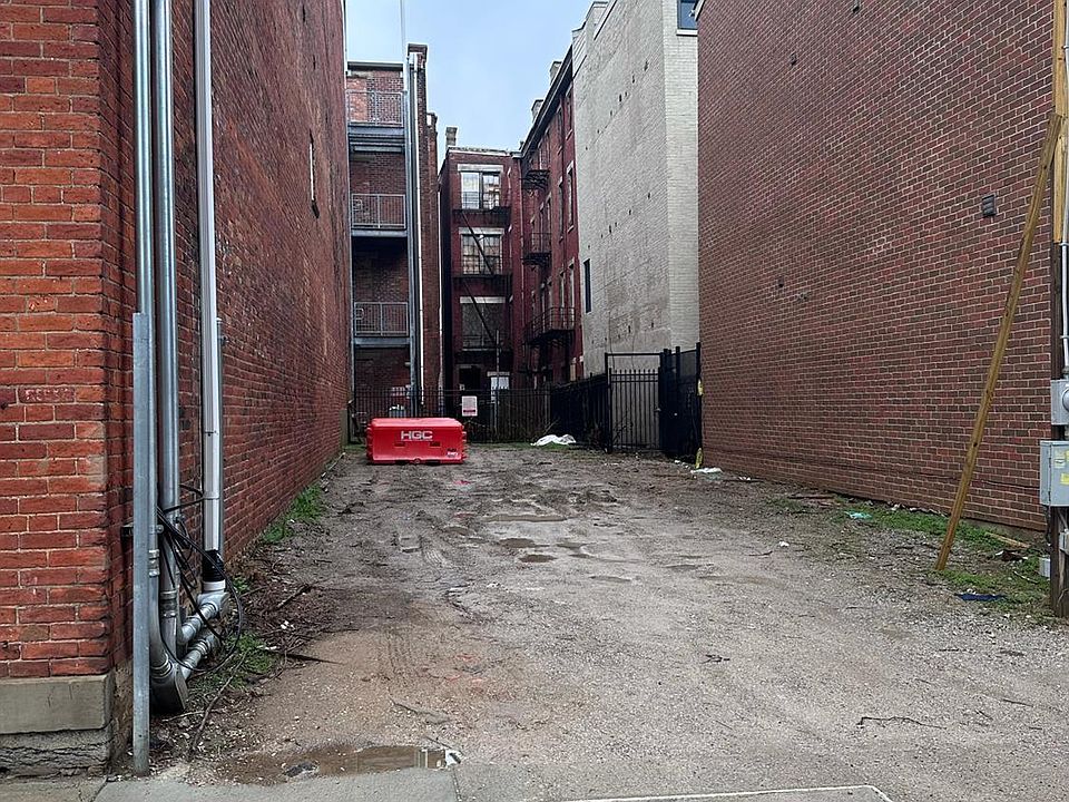 2nd image of 1321 Republic St
