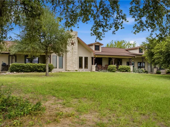 560 Fm 624, George West, TX 78022