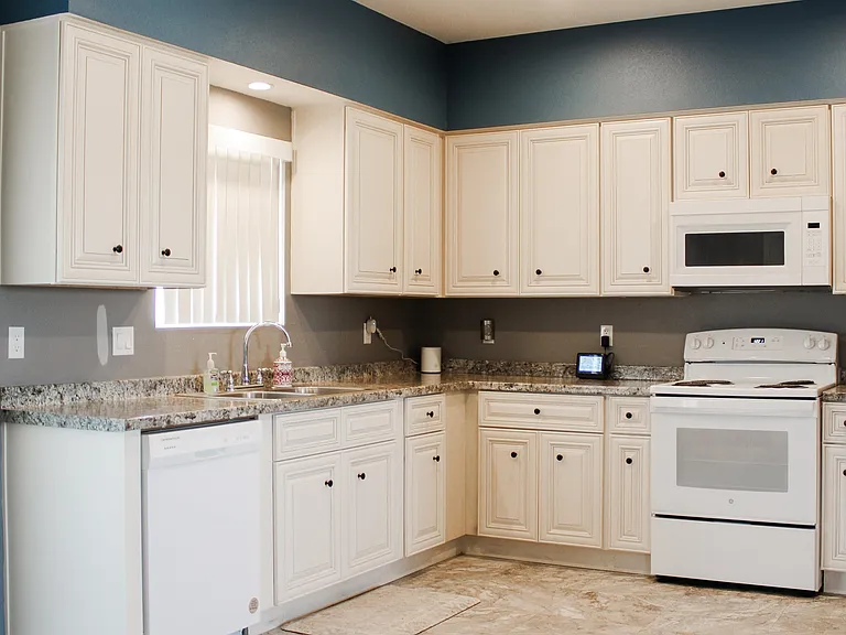 1381 Soledad Ave — Photo 15