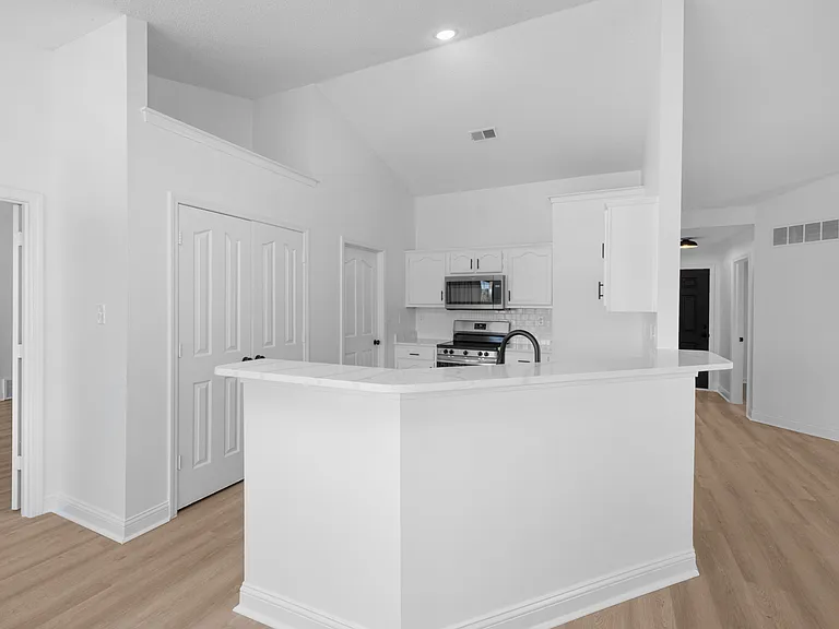750 Sweetwater Dr #3 — Photo 7
