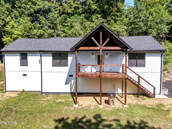 101 Larry Dr, Knoxville, TN 37920