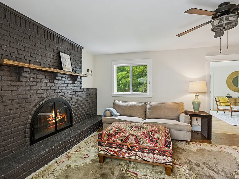 38 Brander Pkwy — Photo 6
