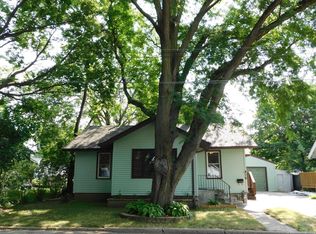418 W 5th St S, Newton, IA 50208