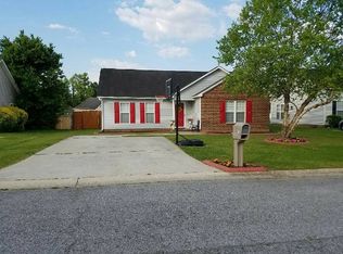 320 Meadow Dr, Ayden, NC 28513